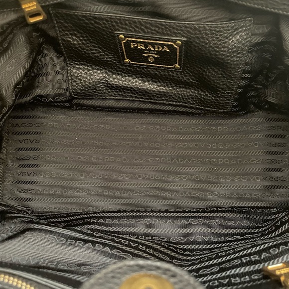 Prada Milano Vitello Daino Leather Tote in Black - Picture 5 of 12